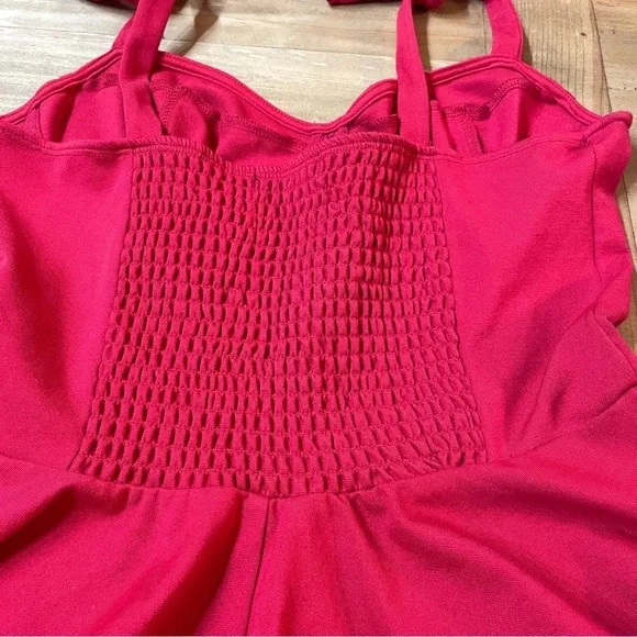 Urban Outfitters Large Red Tie Spaghetti Strap Crop Top Fitted Bust Large EUC - Picture 2 of 8